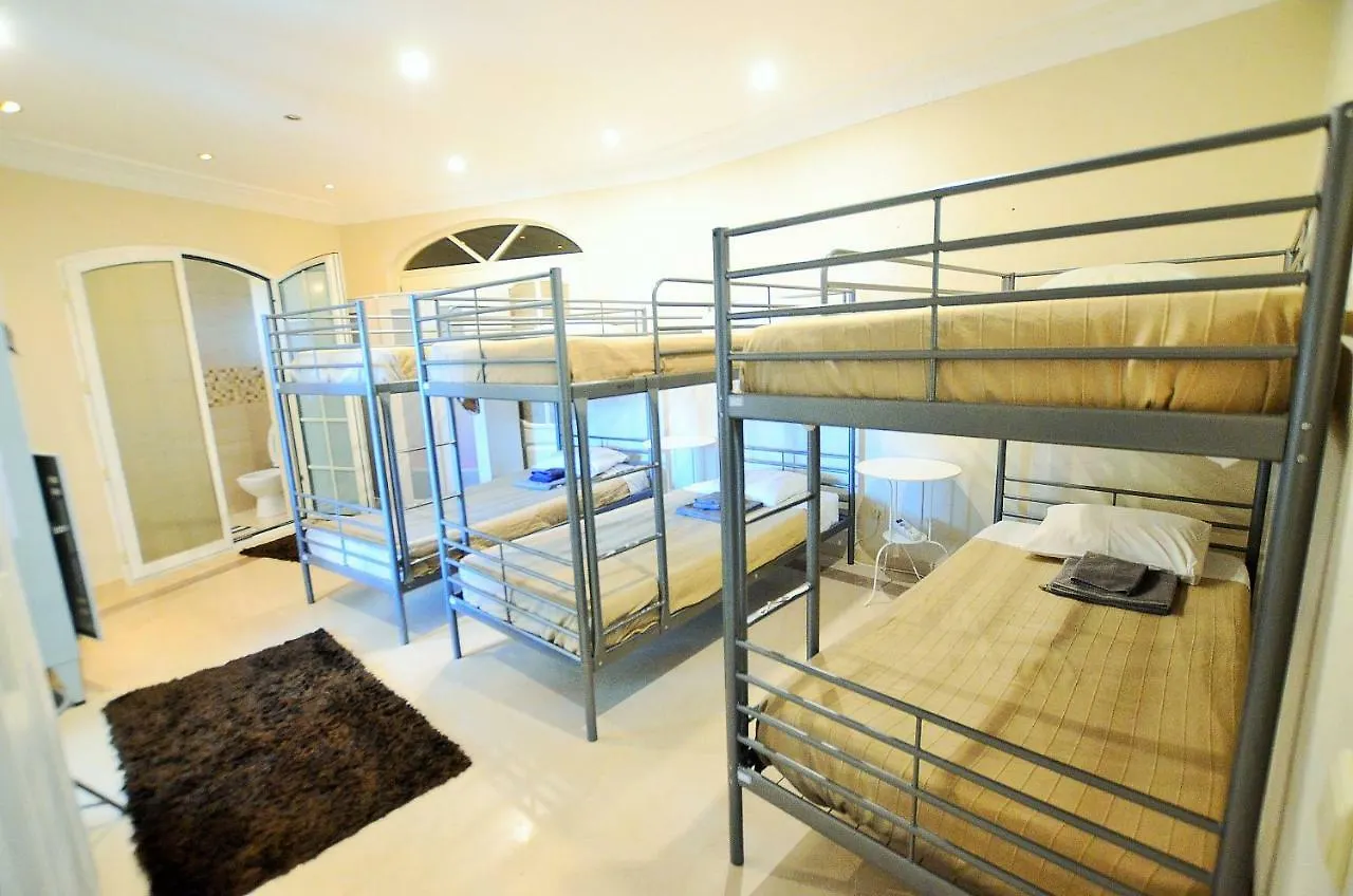 Suites&Beds DP Albufeira Hostel