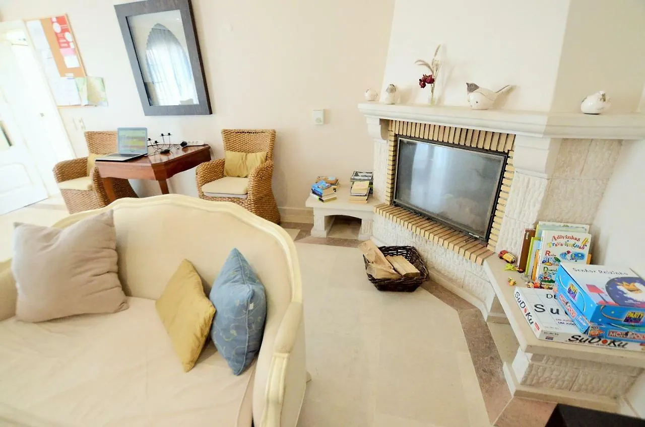 Suites&Beds DP Albufeira 0*,