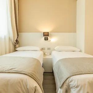 la-dolce-vita-hotel.fr-provencehotel.com/