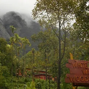 White Water Woods Resort Vythiri